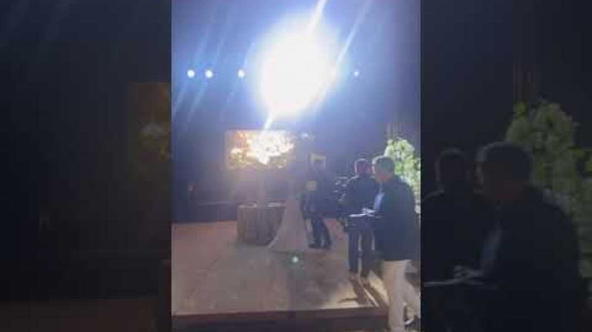 Γιώργος Αγγελόπουλος – Δήμητρα Βαμβακούση: Η είσοδος του ζευγαριού