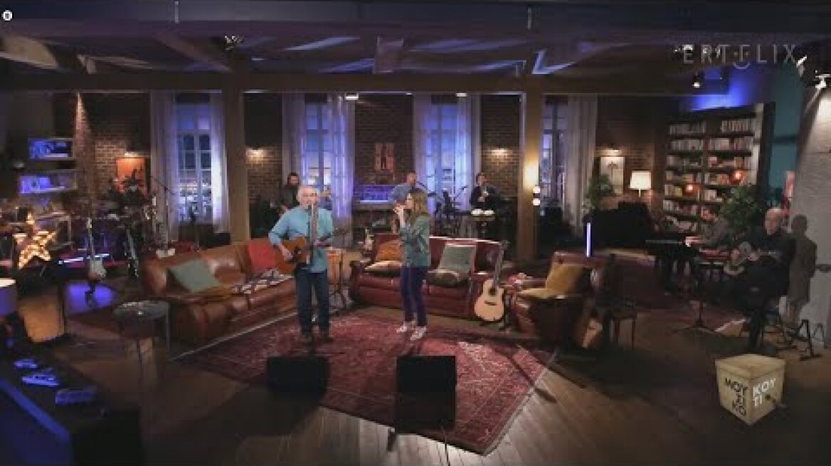 Νίκος Πορτοκάλογλου & Ρένα Μόρφη – Η δικιά μου Ελλάδα (Μουσικό Κουτί)