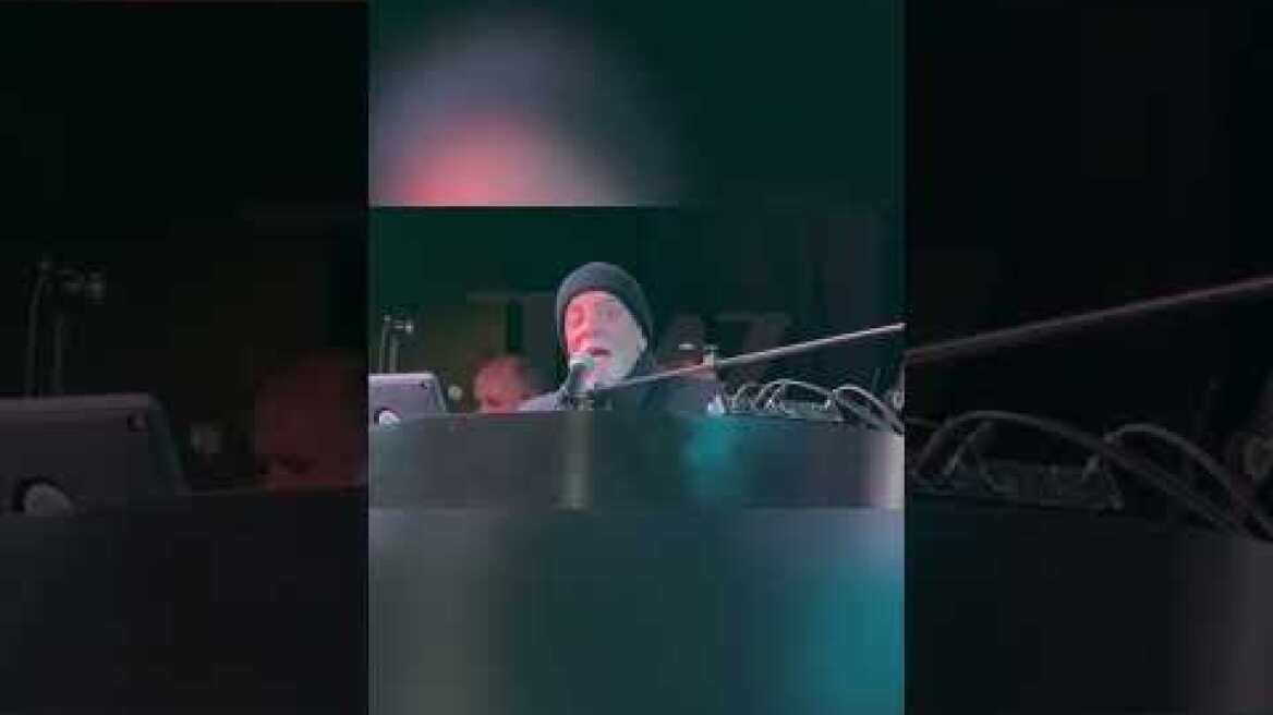 Billy Joel Surprises Fans with First Live Performance Since Brain Disorder Diagnosis