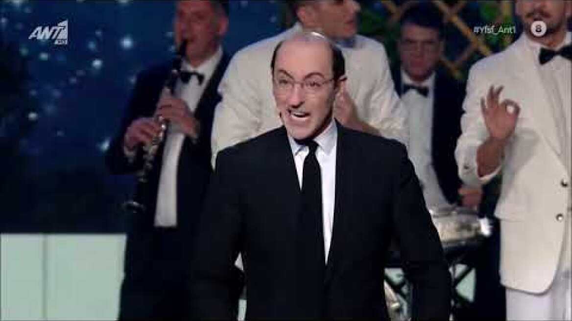 Ο Θανάσης Αλευράς ως Ντίνος Ηλιόπουλος (Your Face Sounds Familiar - All Star: 3ο Live - 14.03.2021)