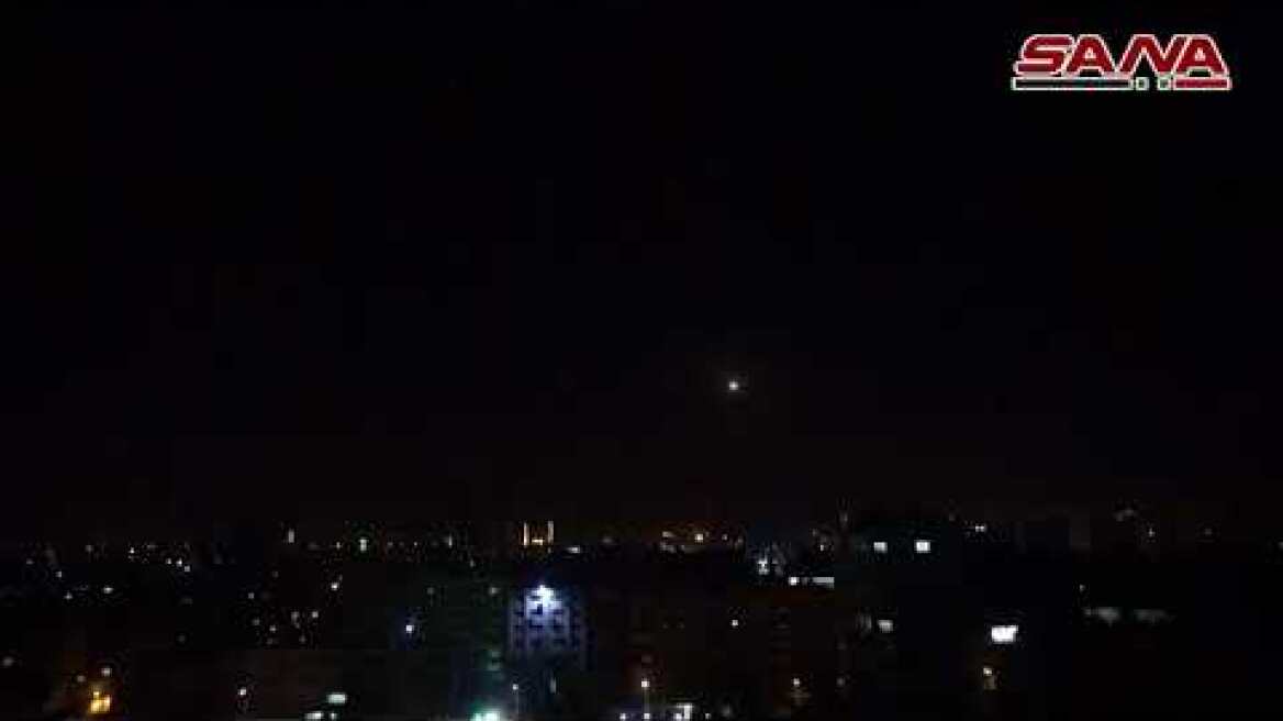 من تصدي دفاعاتنا الجوية للعدوان الأمريكي الفرنسي البريطاني