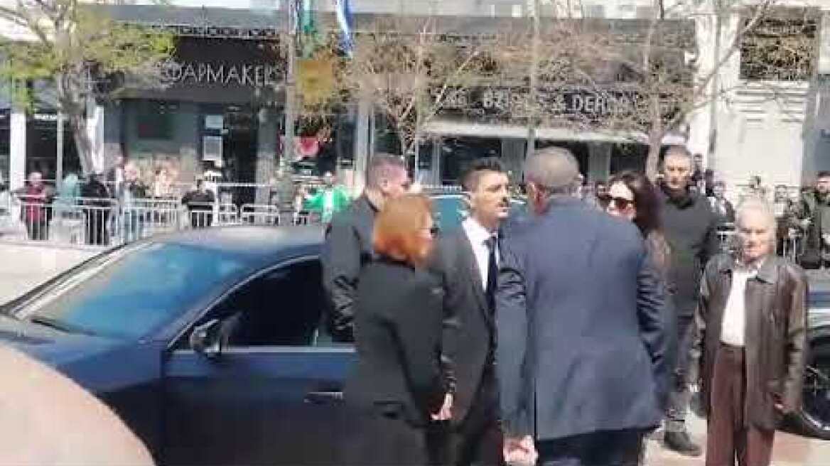 Δημήτρης Γιαννακόπουλος στην κηδεία του Θανάση (2)