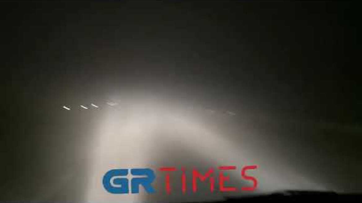 Πυκνή ομίχλη στη Θεσσαλονίκης Μουδανιών