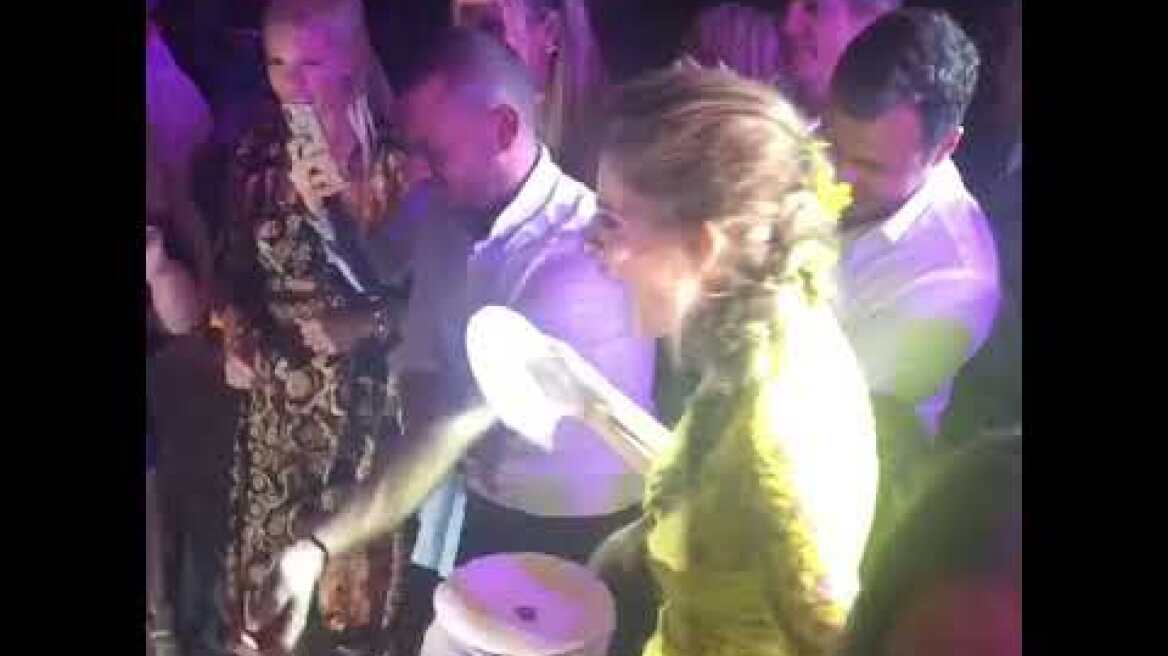 Μαρία Μενούνος