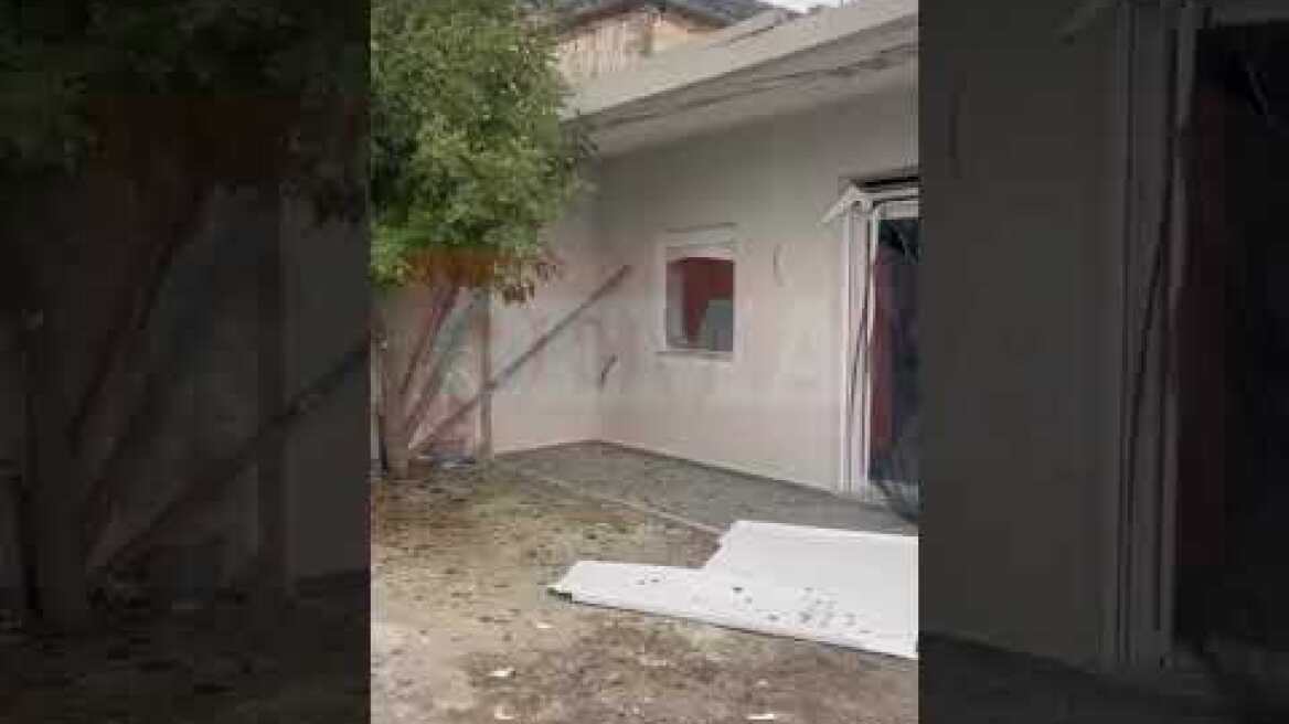 Η οικοδομή που μπήκε η βόμβα και αναζωπύρωσε τη βεντέτα στα Βορίζια