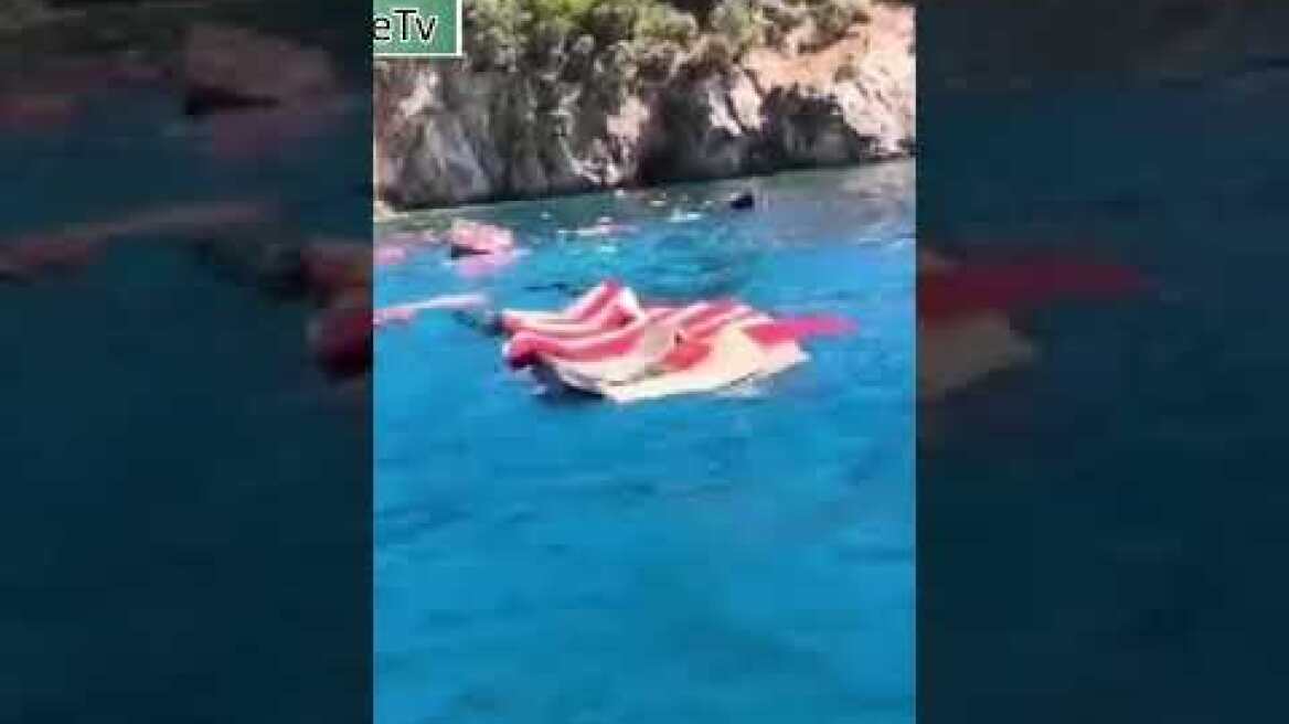 Marmaris'te Cennet Adası açıklarında tur teknesi battı.