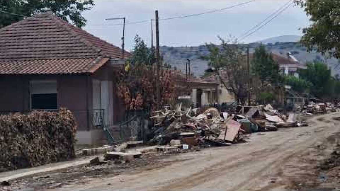 Κεραμίδι Τρικάλων: Το χωριό «φάντασμα» με τα σπίτια που θάφτηκαν κάτω από τα λασπόνερα