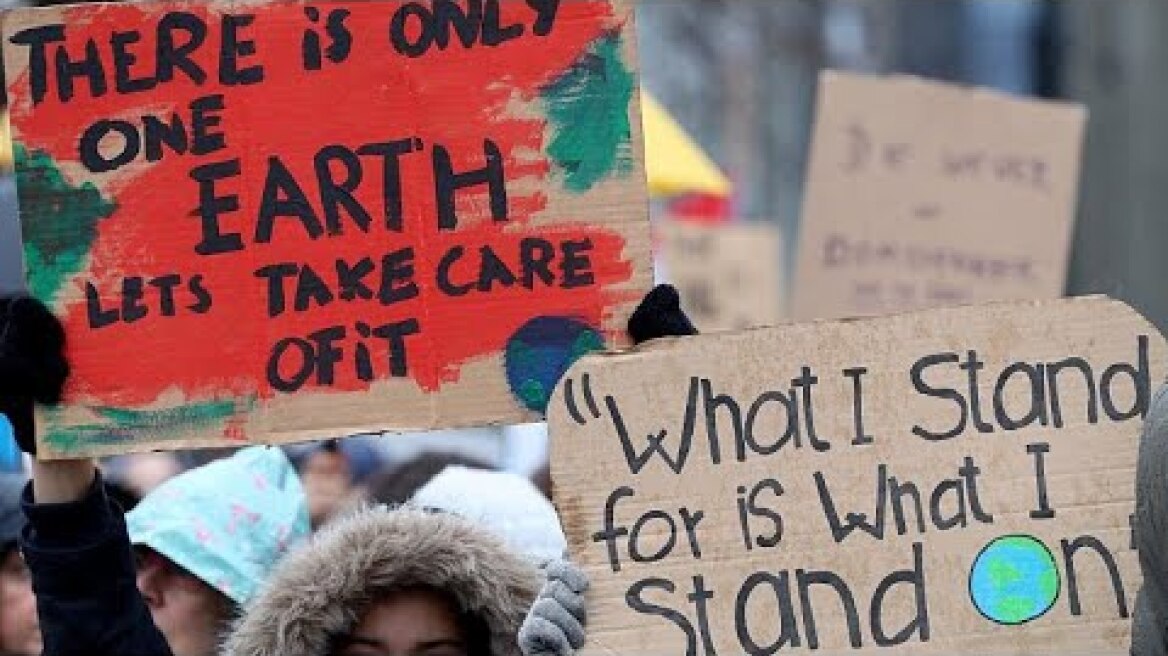Over 70,000 march for the climate in Brussels