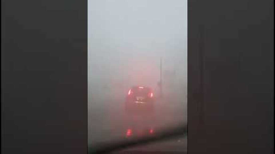 Έντονη βροχόπτωση στη Λάρισα