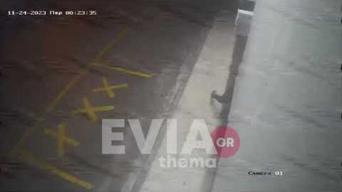 Eviathema.gr - Διάρρηξη και κλοπή σε ζαχαροπλαστείο στη Χαλκίδα