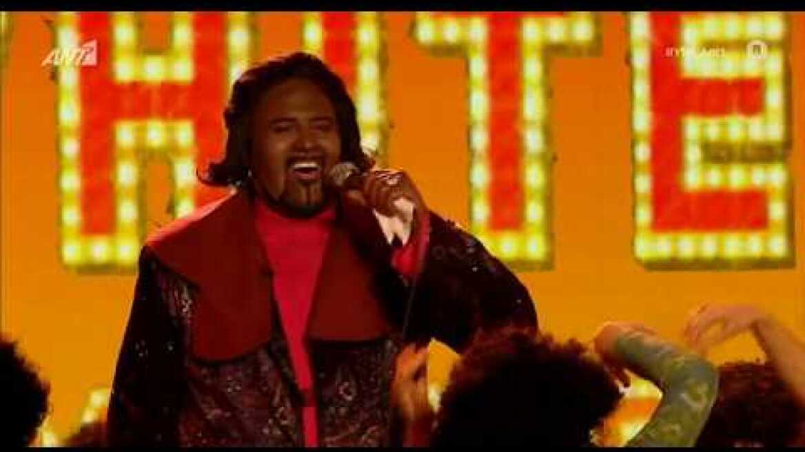 Ο Λάμπης Λιβιεράτος ως Barry White (Your Face Sounds Familiar 6: 3ο Live - 01/03/2020)