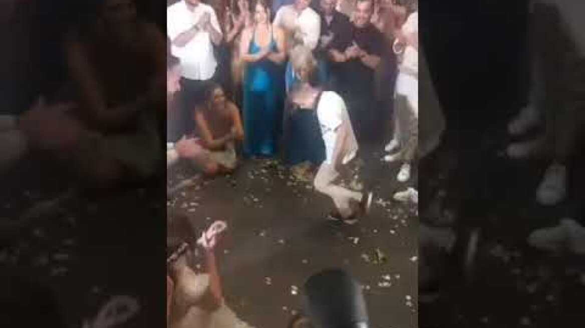 13χρονος με σύνδρομο Down χορεύει ζεϊμπέκικο