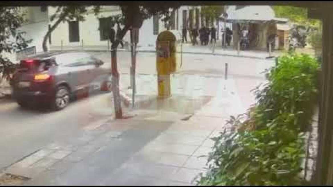 Νομική άτομα φεύγουν (2)