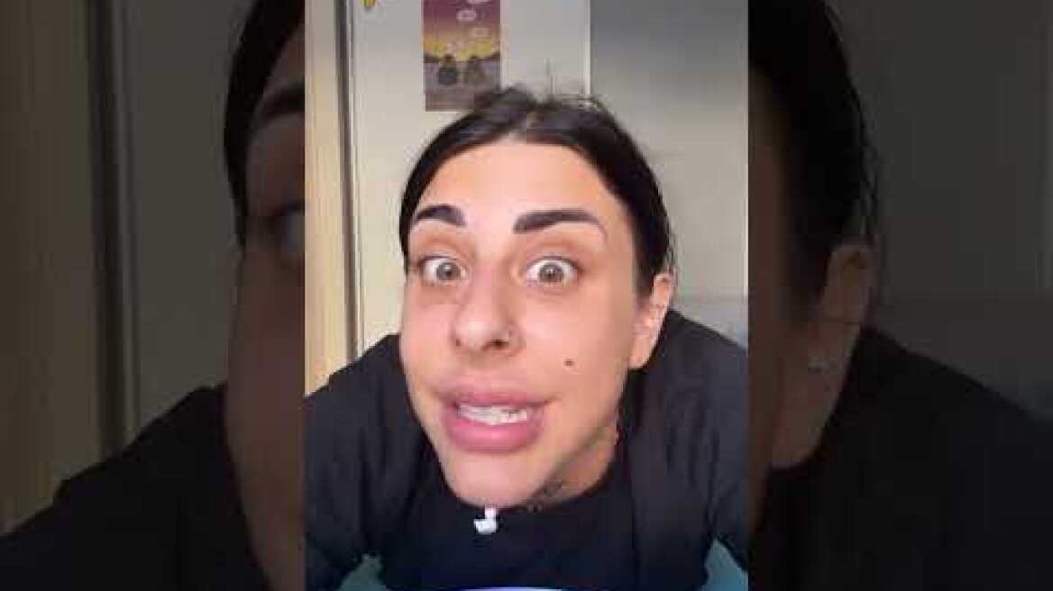 Super Κική για Λύτρα: Λέτε ότι πήγε VIP και έχει ανέσεις