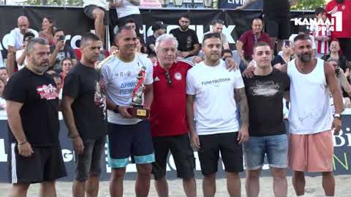 Λατρεία για τον Ζιοβάνι στον Πειραιά