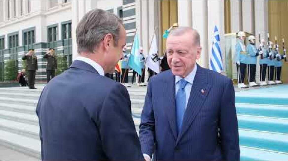 Η άφιξη του Κυριάκου Μητσοτάκη στην Άγκυρα