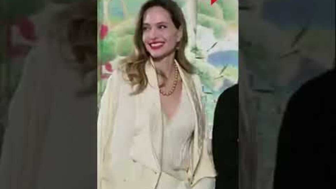 Angelina Jolie and Maddox arrival at the White House for the State Dinner for the Republic of Korea.