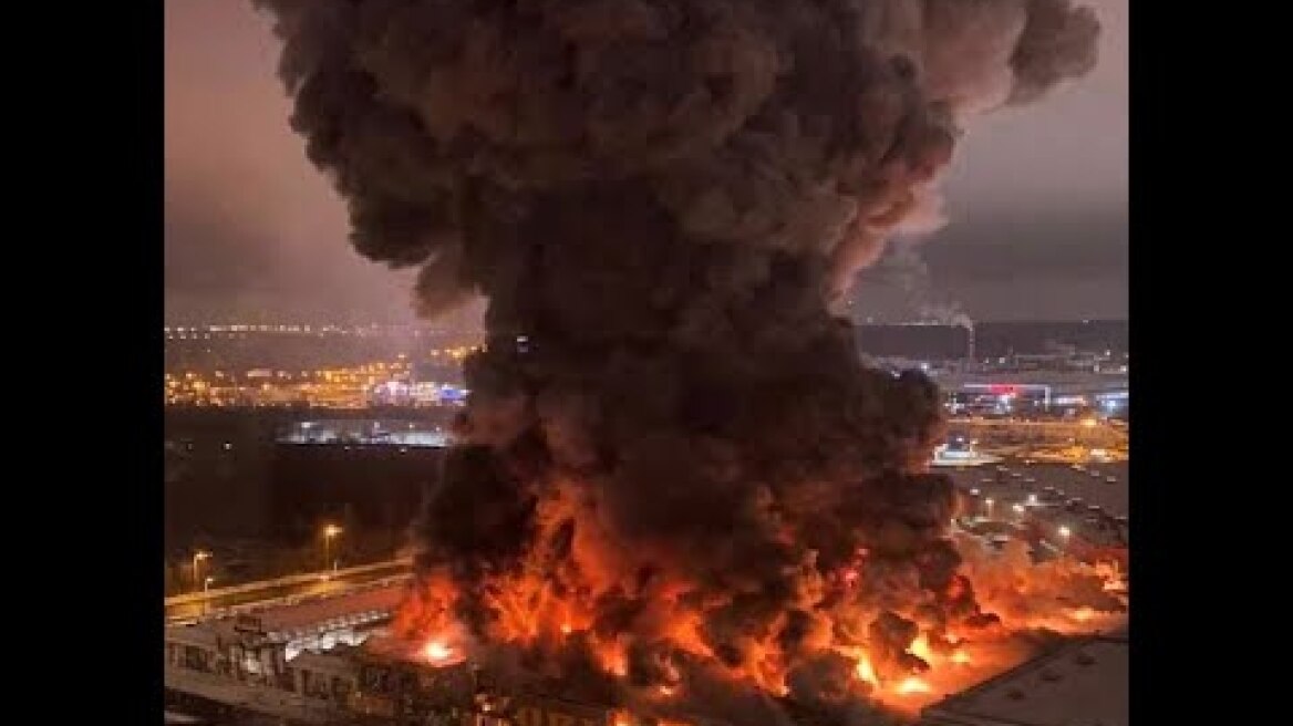 Страшный пожар в гипермаркете OBI в Подмосковье