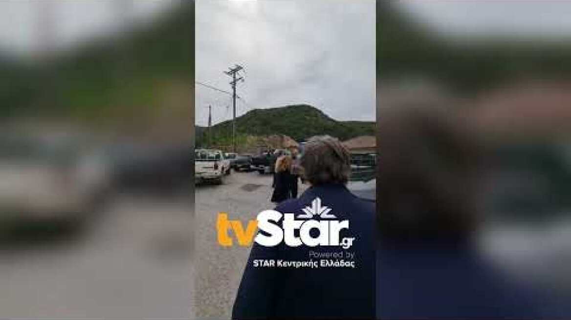 Λιδωρίκι: Πιστοί φώναζαν ανάξιος στον γέροντα Μουλατσιώτη.