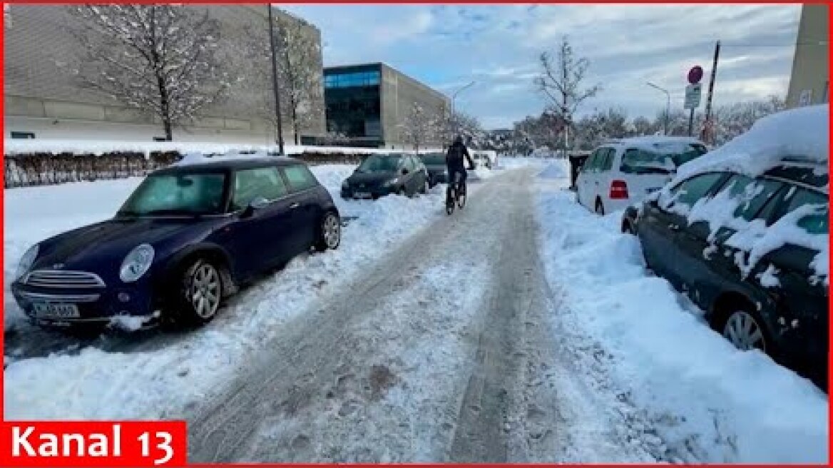 Snow and ice in parts of southern Germany lead to halted tram service, traffic accidents