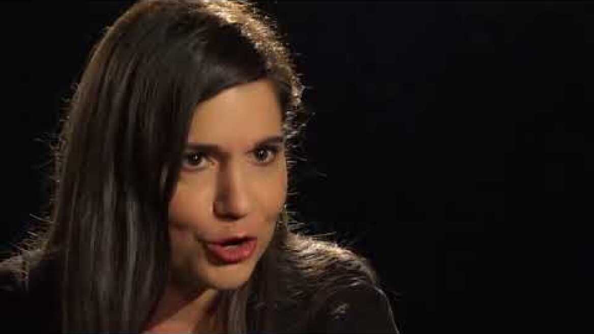 Η ΕΠΟΧΗ των ΕΙΚΟΝΩΝ: ΛΟΥΚΙΑ ΑΛΑΒΑΝΟΥ