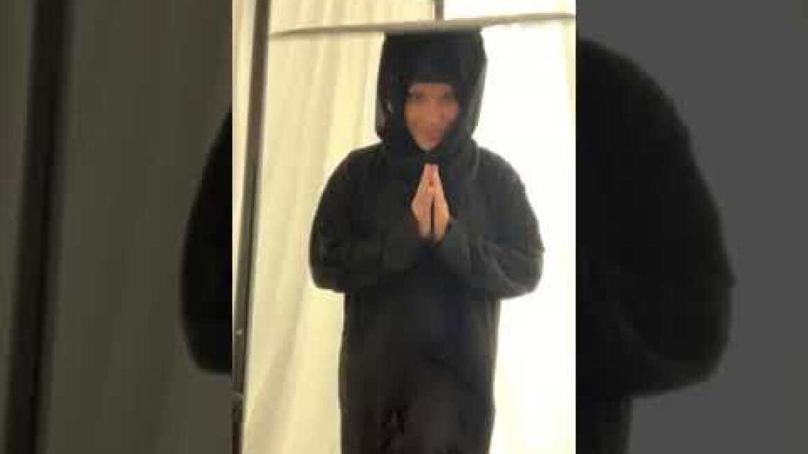 Η Ελληνίδα που χόρεψε στην εθνική εορτή των Αραβικών Εμιράτων (11)