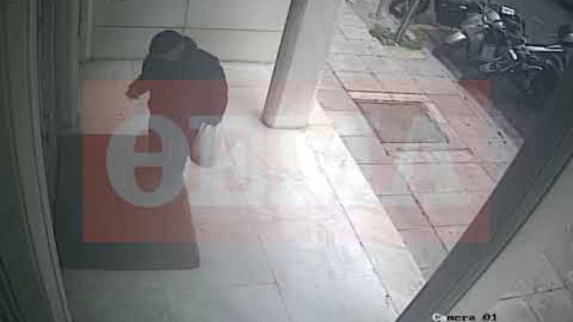 Βίντεο από ληστείες ηλικιωμένων στο Κολωνάκι