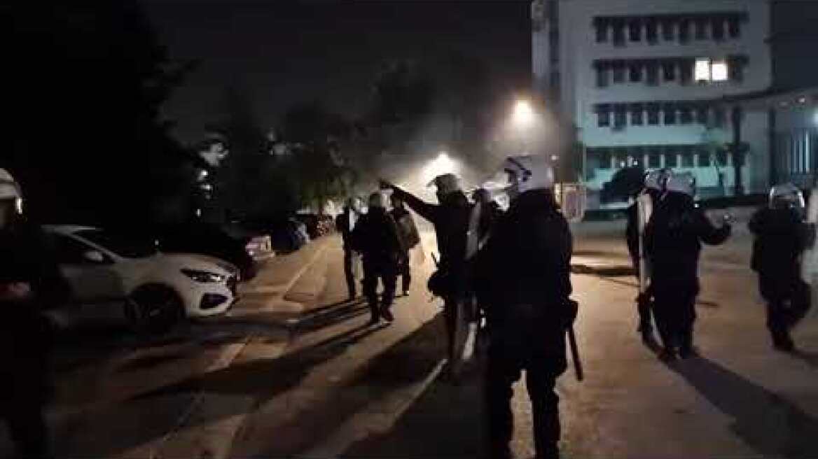 Επεισόδια μετά τη συναυλία του ΛΕΞ (4)