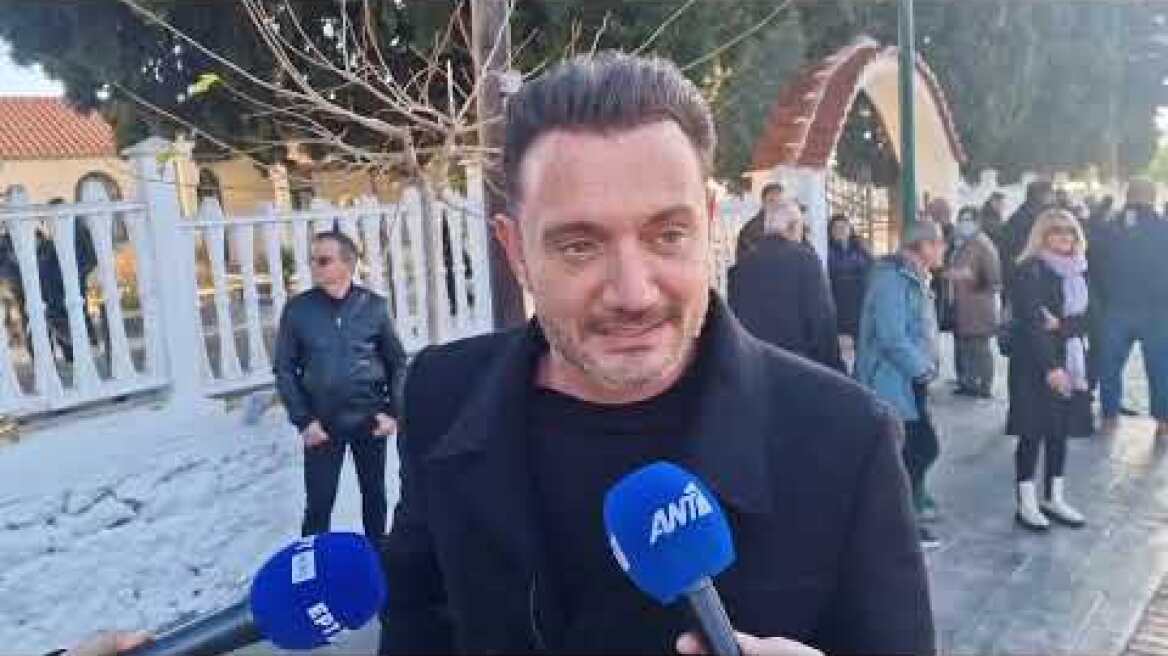 Ο Χρήστος Μενιδιάτης μιλά για τον Βασίλη Καρρά