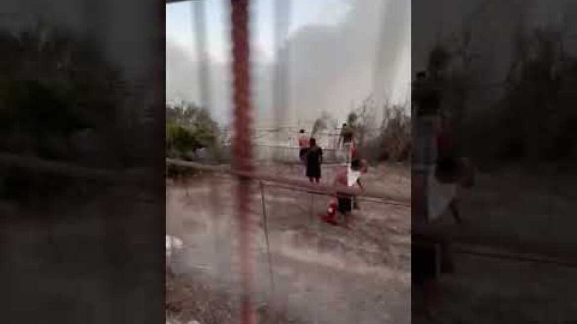 Φωτιά στην Ψαρού (1)