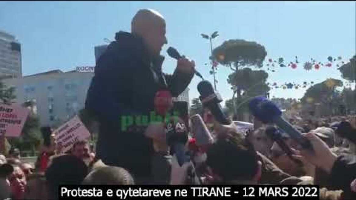 Florian Binaj & Irgen Cela ne proteste - 12 MARS 2022