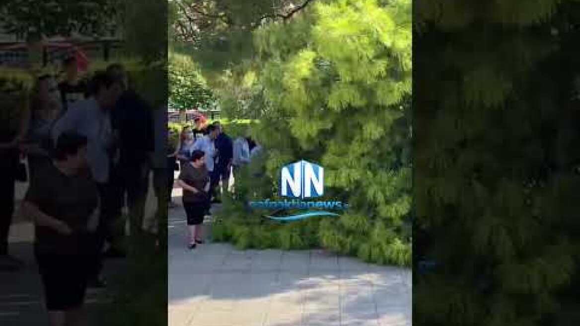 Nafpaktia news:Πτώση μεγάλου κλαδιού στον Άγιο Νικόλαο Λυγιά Ναυπάκτου – Τρεις ελαφρά τραυματίες