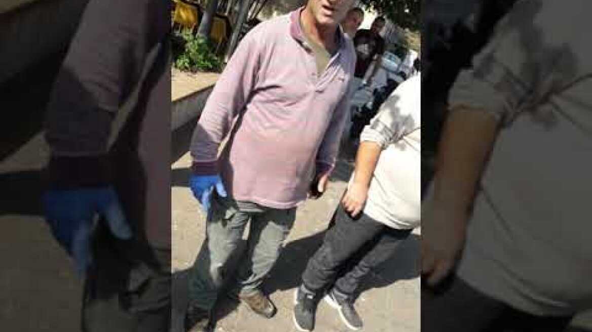 Η κατάντια να κλέβουν μέρα μεσημέρι