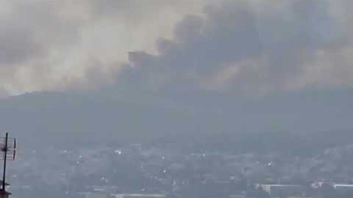 Βαρυμπόμπη -Αφίδνες στην ευθεία και κατεβαινει Ιπποκράτειο