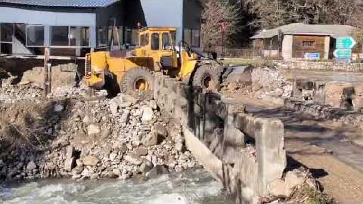 Εικόνες από daniel αντίκρισαν το περασμένο σαββατοκύριακο κάτοικοι του Ασπροποτάμου Τρικάλων (2)