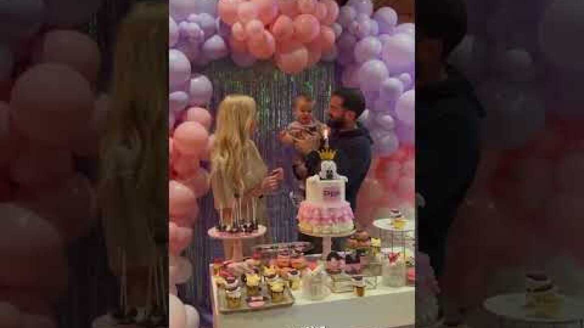 Τζούλια Νόβα - Γενέθλια