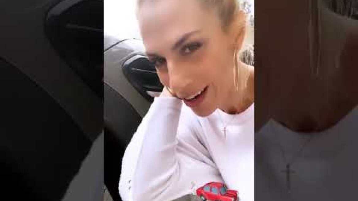 Ντορέττα Παπαδημητρίου: Της έσκασε το λάστιχο!