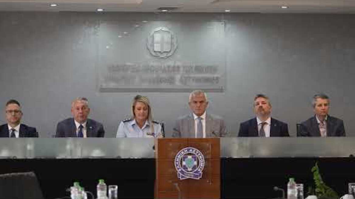 04092025 Παρουσίαση εξάρθρωσης διεθνούς εγκληματικής οργάνωσης που νόθευε καύσιμα