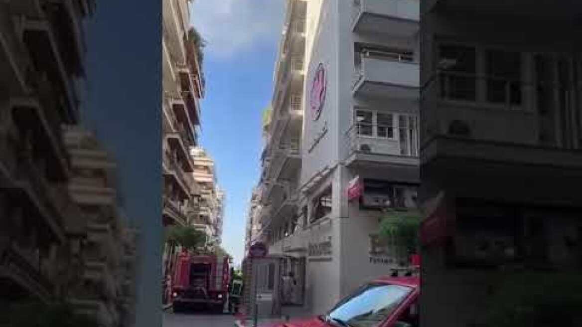 Φωτιά σε κλινική στο κέντρο της Θεσσαλονίκης 2