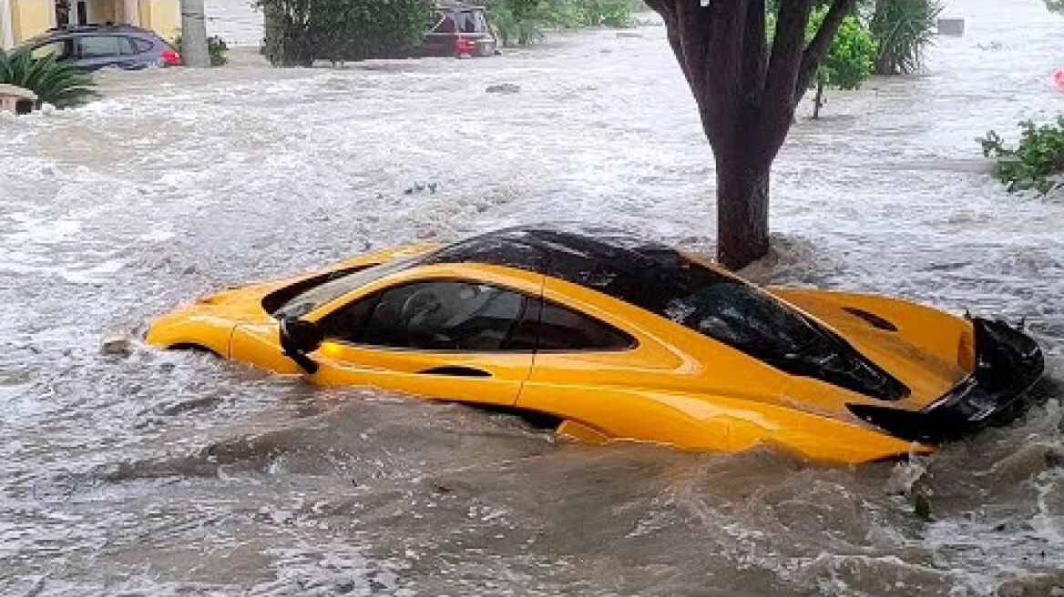 $2 M MCLAREN P1 DESTROYED BY HURRICANE IAN IN FLORIDA