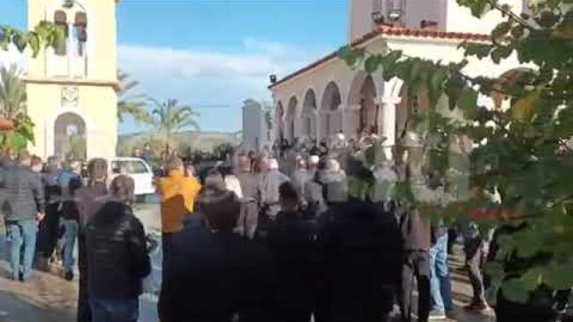 Κηδεία 21χρονης Έμμας από τα Χανιά