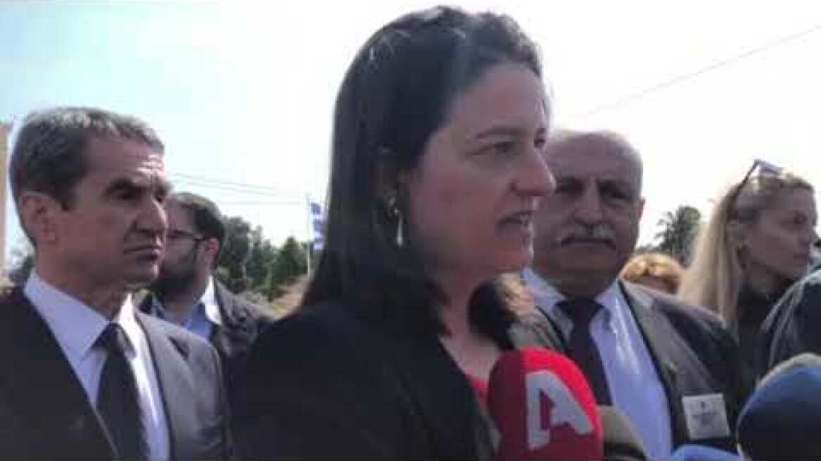 Μαθητική παρέλαση στην Αθήνα - Δηλώσεις (2)