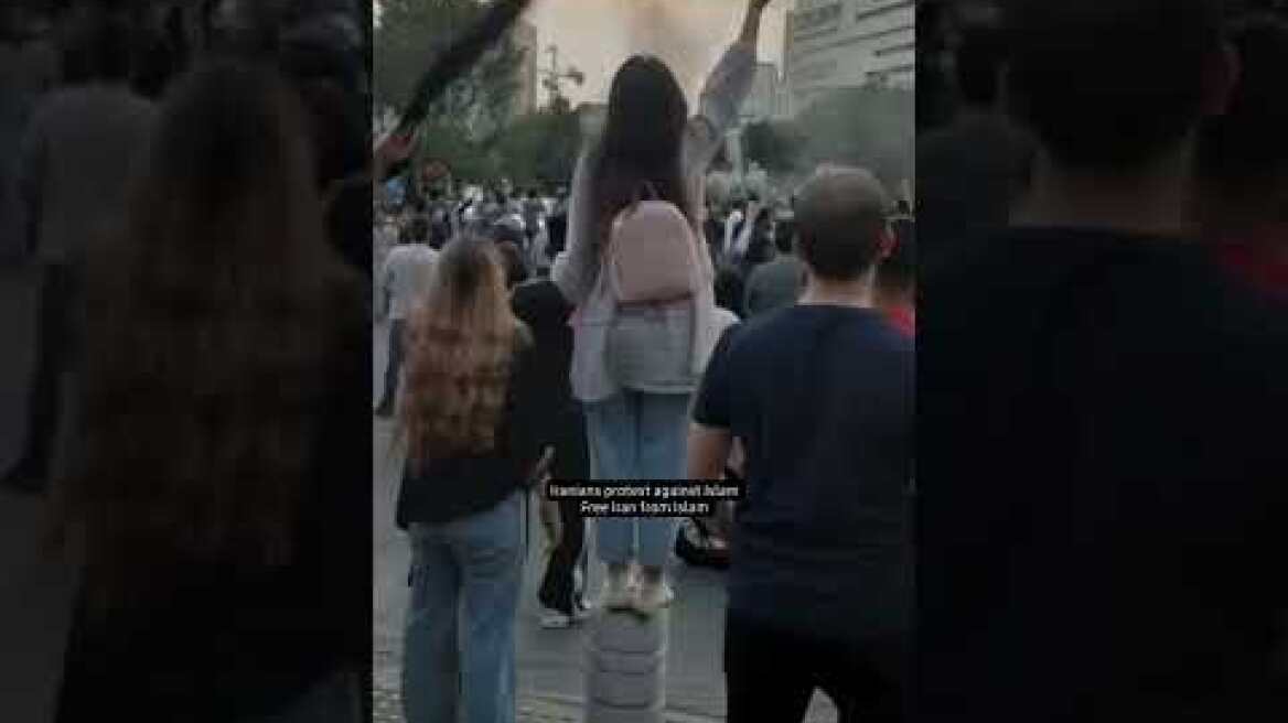 Iranians against Islam #mahsaamini