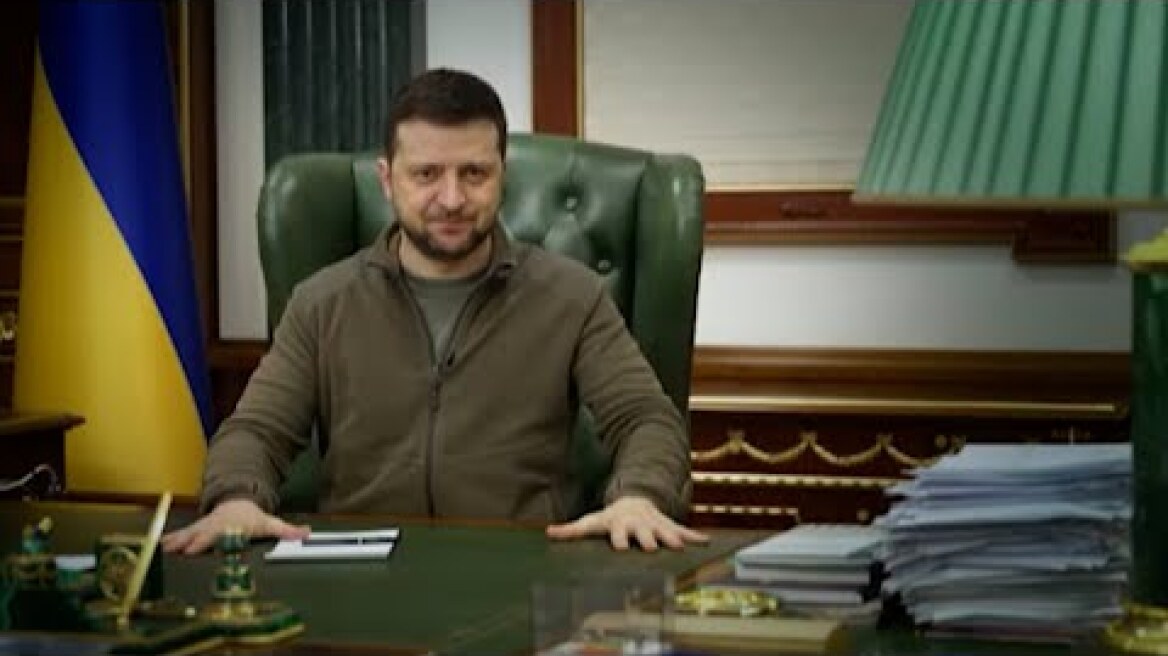 Сьогодні кожен здобуває Україні славу на своєму місці – Володимир Зеленський