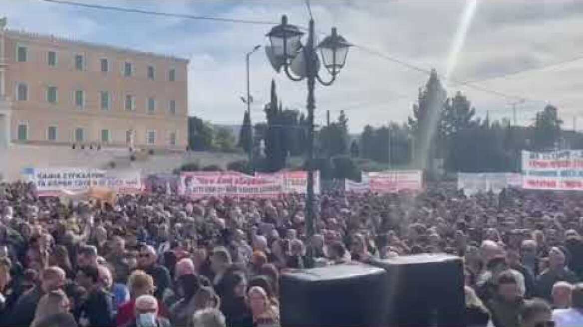 Συγκέντρωση για τα Τέμπη στο Σύνταγμα (5)