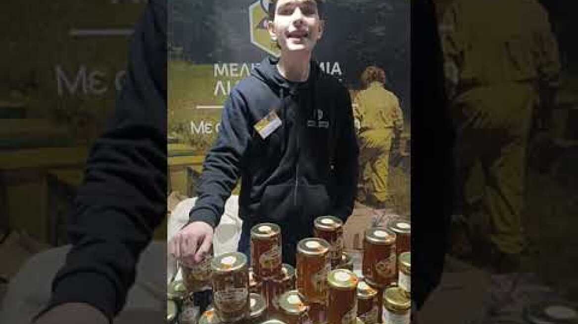 ΑΓΓΕΛΟΣ ΛΙΑΡΟΠΟΥΛΟΣ: Ο οικονομολόγος που επέστρεψε στα μελίσια