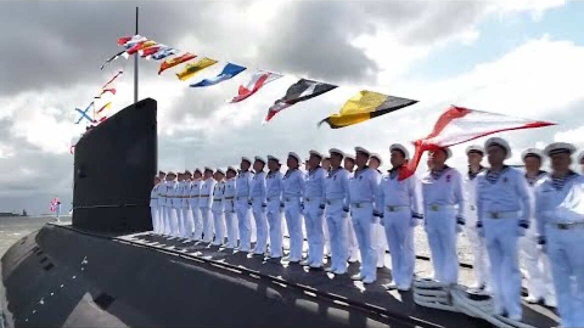 Russia's Putin attends annual naval parade | AFP