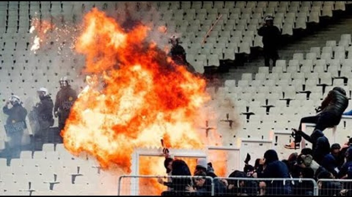Alle beelden van rellen bij AEK - Ajax (In het stadion)