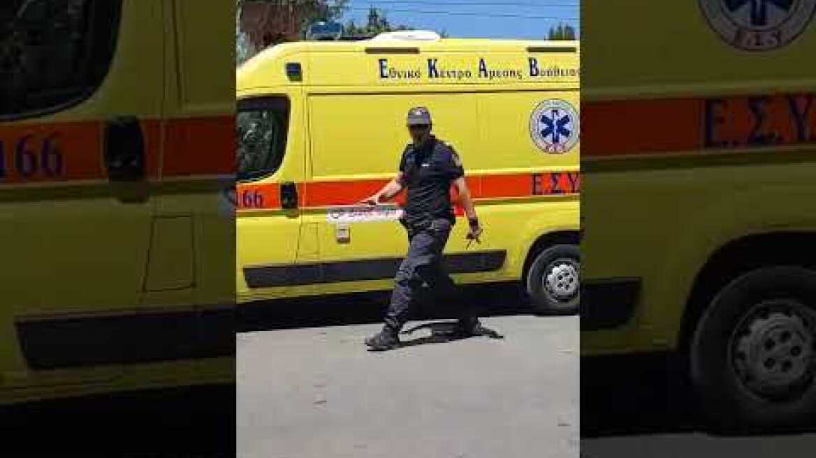 Σύγκρουση δύο λεωφορείων στη Βούλα (2)