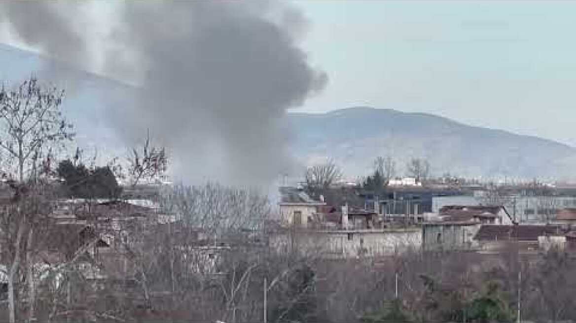 Στις φλόγες διαμέρισμα στη Λάρισα